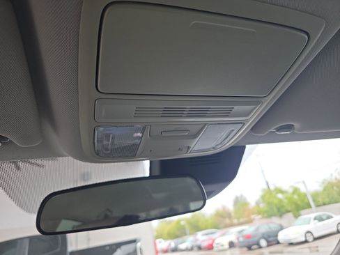 Used 2018 Honda Accord LX image 31