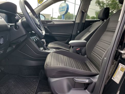 Used 2022 Volkswagen Tiguan S FWD image 16