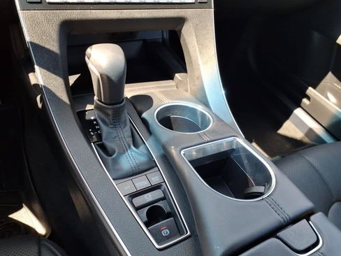 Used 2022 Toyota Avalon Touring w/ Carpet Mat Package (TMS) FWD image 21