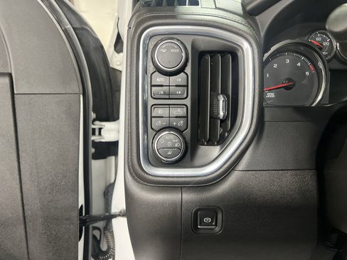 Certified 2023 Chevrolet Silverado 2500 LTZ image 17