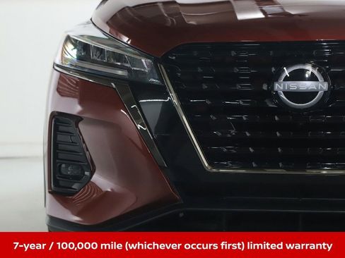 Certified 2023 Nissan Kicks SR w/ SR Premium Package FWD image 9