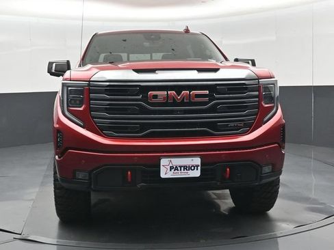 Used 2024 GMC Sierra 1500 AT4 w/ Technology Package AWD/4WD image 35