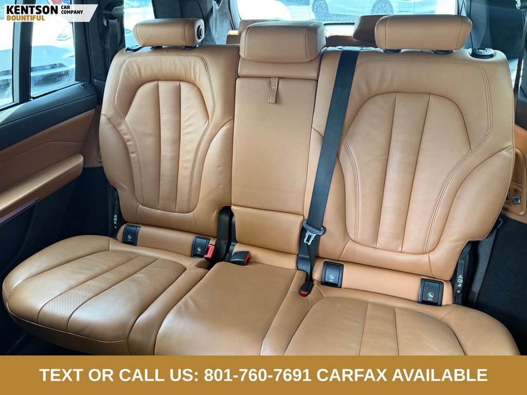 Used 2022 BMW X7 xDrive40i w/ M Sport Package AWD/4WD image 33