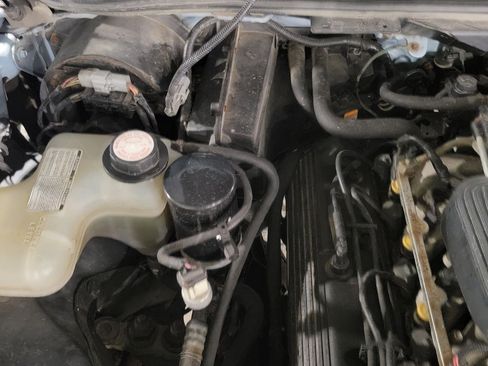 Used 1993 Lincoln Town Car Signature RWD image 14