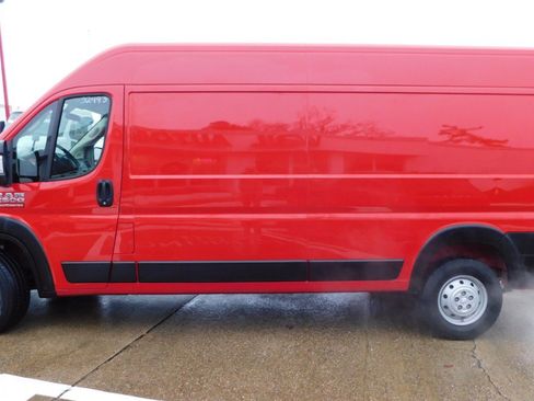 Used 2019 RAM ProMaster 2500 image 4