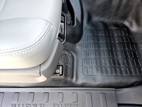 Used 2015 Ford F350 XL w/ Power Equipment Group image 34