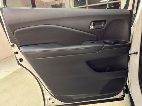 Used 2017 Honda Pilot EX-L image 30