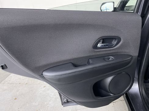 Used 2019 Honda HR-V Sport image 18