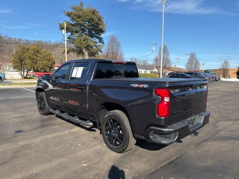 Used 2023 Chevrolet Silverado 1500 RST w/ Convenience Package II image 3