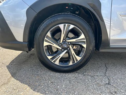 Used 2024 Subaru Crosstrek 2.0i Premium AWD/4WD image 12