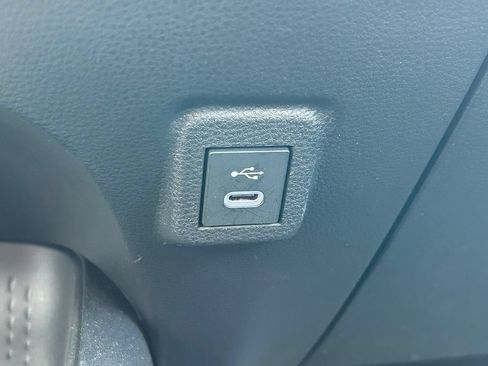 Used 2025 Toyota Corolla LE FWD image 24