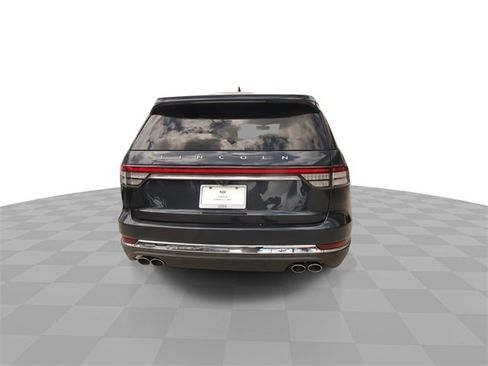 Used 2022 Lincoln Aviator Reserve w/ Equipment Group 201A image 12