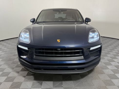 Used 2022 Porsche Macan AWD/4WD image 6