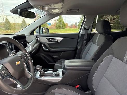 Certified 2024 Chevrolet Blazer LT w/ Convenience Package image 16