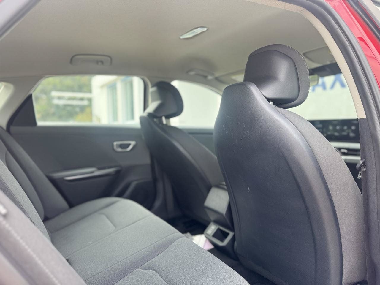 Used 2025 Kia K4 FWD image 51