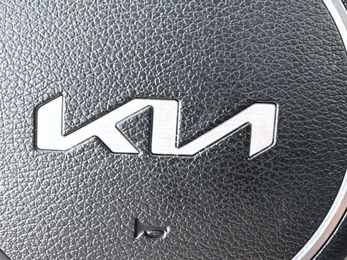 Certified 2025 Kia Sportage X-Line Prestige AWD/4WD image 33