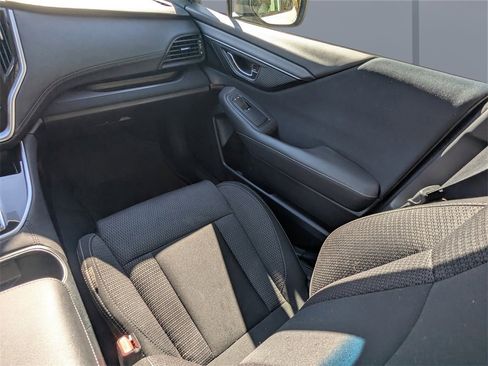 Certified 2022 Subaru Outback Premium image 18