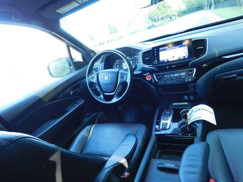 Used 2023 Honda Ridgeline Black Edition image 7