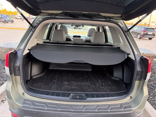 Used 2019 Subaru Forester Premium AWD/4WD image 16