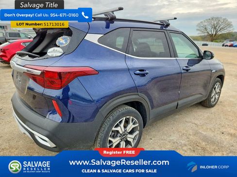 Used 2022 Kia Seltos EX AWD/4WD image 4