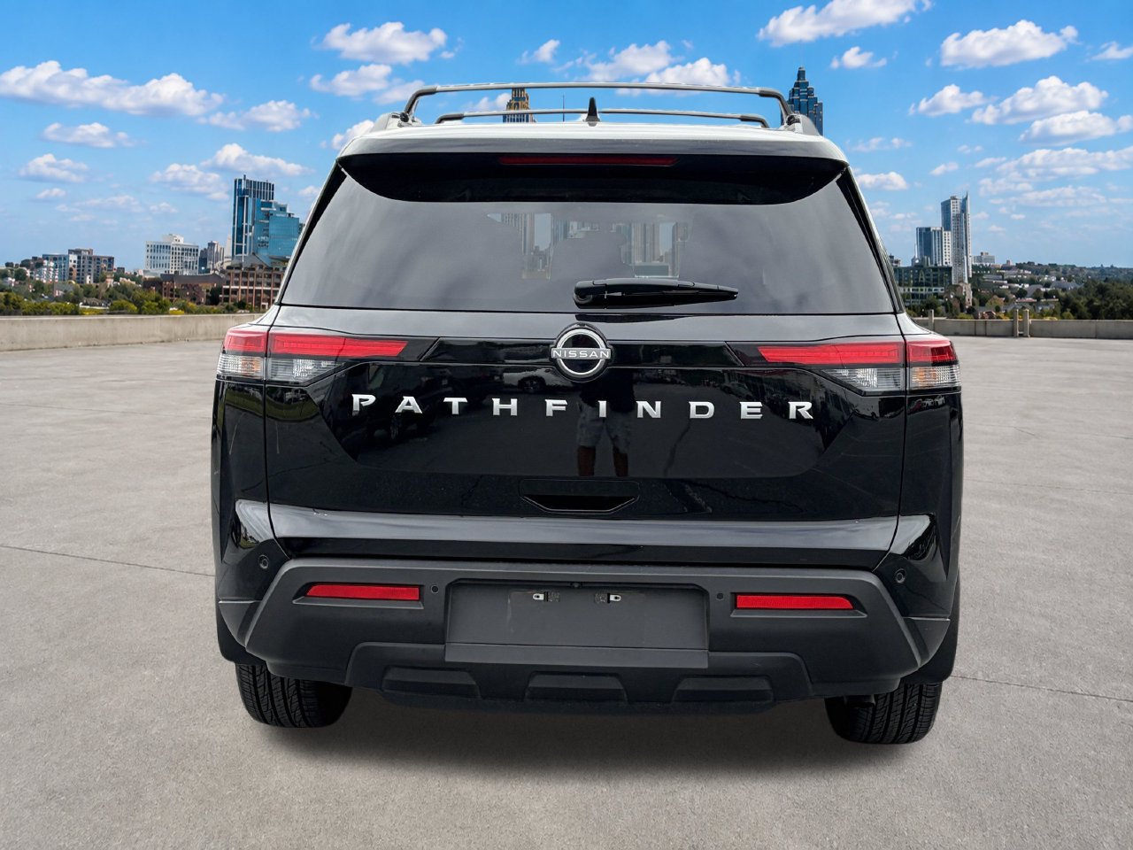Certified 2025 Nissan Pathfinder SV FWD image 4