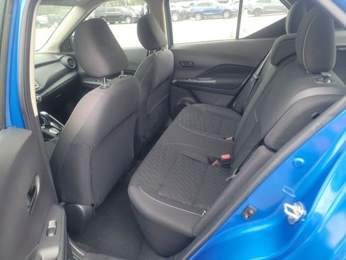 Used 2022 Nissan Kicks S FWD image 14