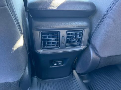 Used 2024 Toyota RAV4 XLE AWD/4WD image 20