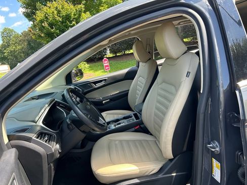 Used 2021 Ford Edge SEL w/ Convenience Package FWD image 36