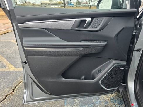 New 2026 Buick Enclave Preferred w/ Power Package image 13