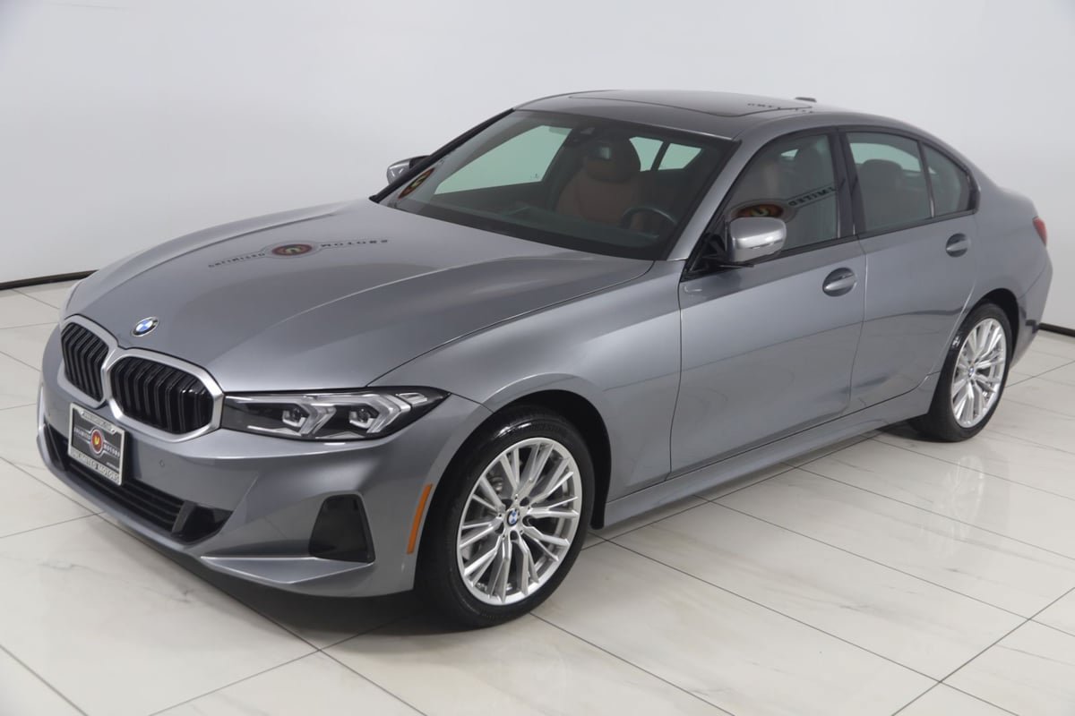 Used 2023 BMW 330i xDrive Sedan w/ Convenience Package AWD/4WD image 21