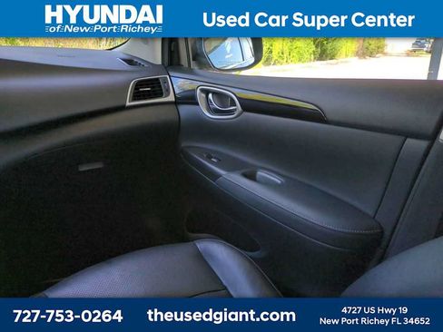Used 2019 Nissan Sentra SL FWD image 17