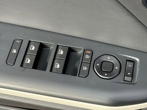 Used 2025 Kia K4 GT-Line Turbo image 23