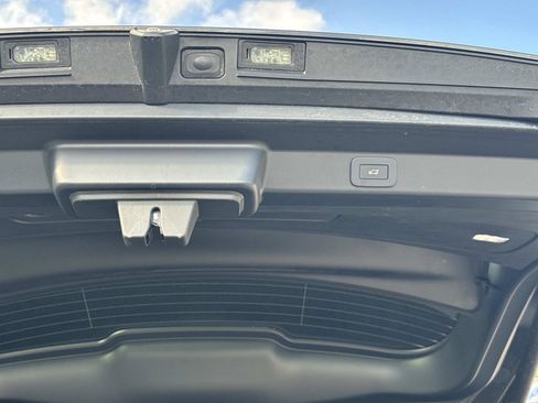 Certified 2025 Land Rover Range Rover Sport AWD/4WD image 12