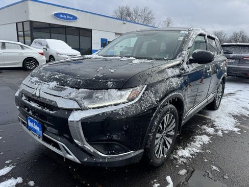 Used 2019 Mitsubishi Outlander ES image 6