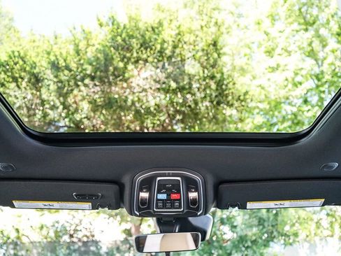 New 2026 Jeep Grand Cherokee Limited image 16