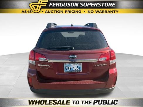Used 2011 Subaru Outback 2.5i Limited image 4