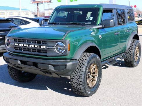 New 2025 Ford Bronco Big Bend image 2