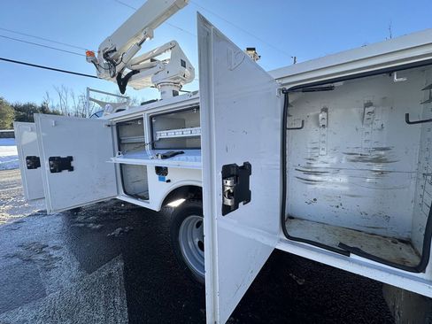 Used 2015 Ford F550 4X2 2dr Regular Cab 140.8 200. image 16