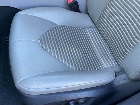 Used 2023 Toyota Camry SE FWD image 24