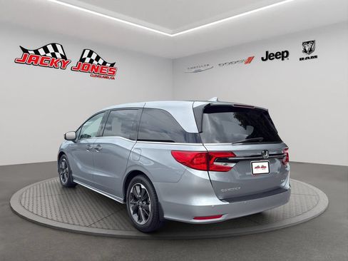 Used 2023 Honda Odyssey Elite image 7