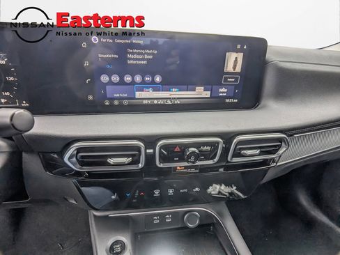 New 2026 Nissan Sentra SV w/ SV Convenience Package FWD image 12