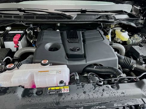 Used 2026 Toyota Tundra SR5 image 29