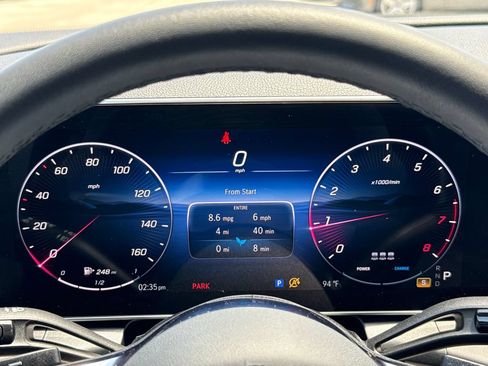 Used 2025 Mercedes-Benz GLC 300 image 16