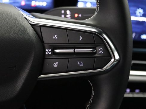 Certified 2025 Chevrolet Equinox EV LT w/ LPO, All-Weather Mat Package FWD image 21