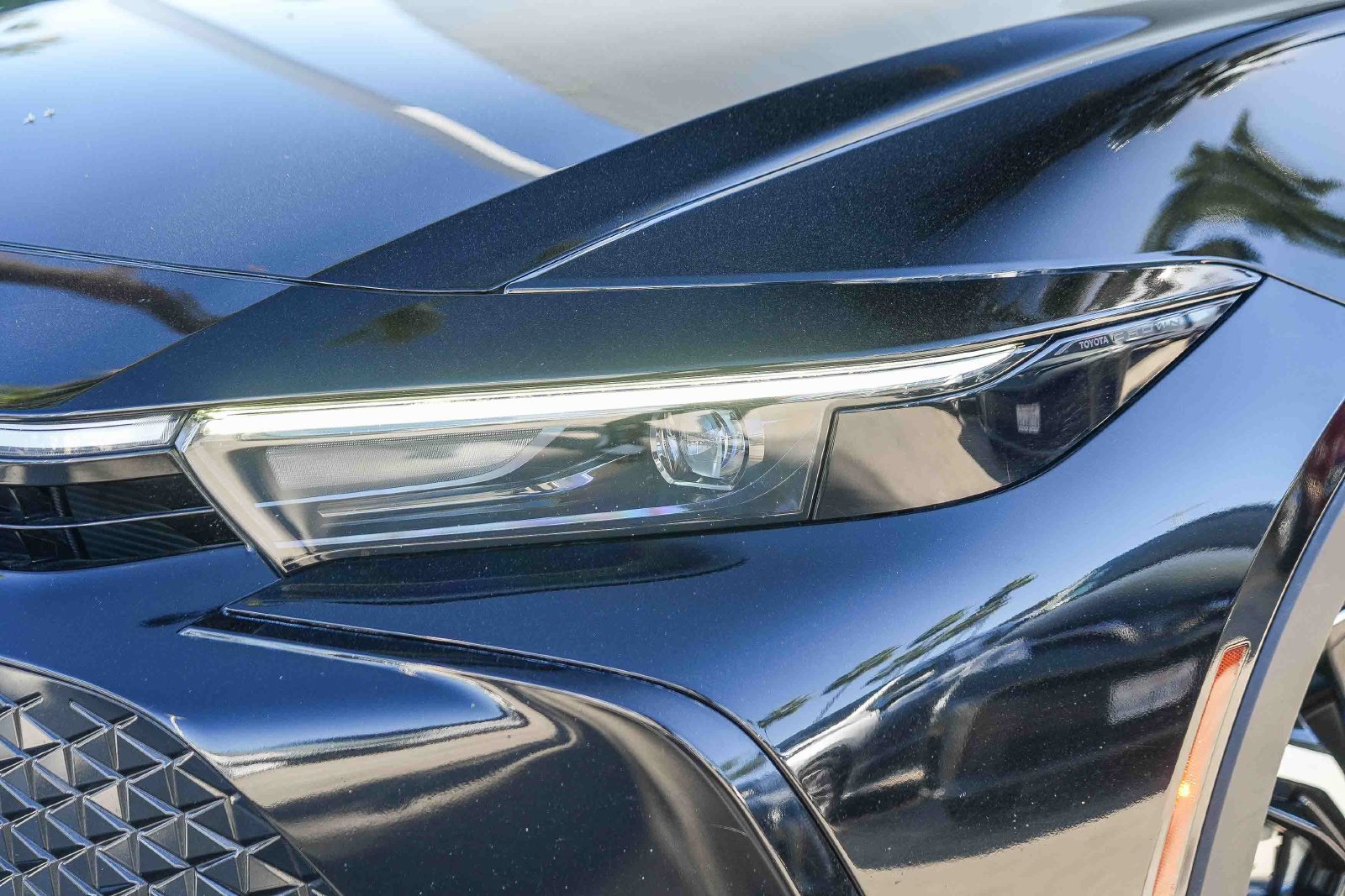 Certified 2024 Toyota Crown AWD/4WD image 2