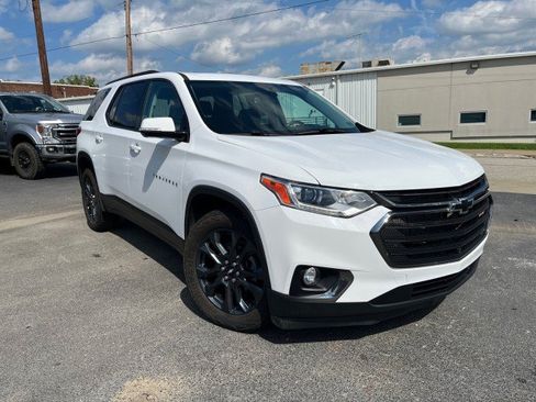 Used 2020 Chevrolet Traverse RS AWD/4WD image 2