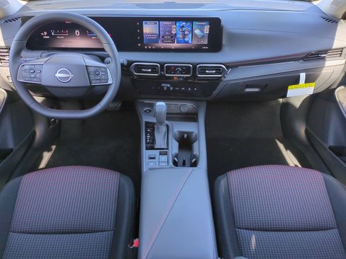 New 2026 Nissan Sentra SR w/ Floor Mat Package FWD image 14