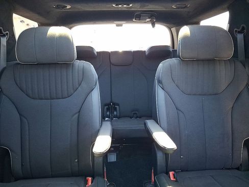 Used 2025 Hyundai Palisade Calligraphy AWD/4WD image 13