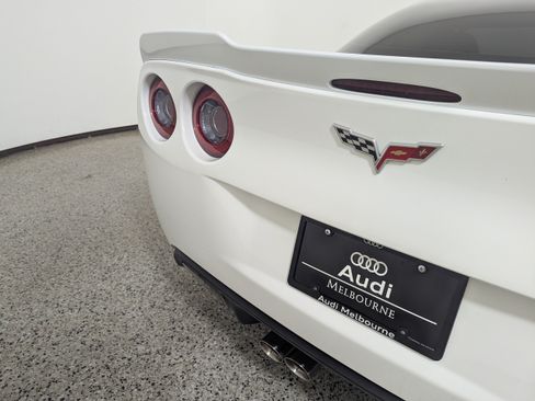Used 2007 Chevrolet Corvette Coupe w/ Preferred Equipment Group RWD image 23