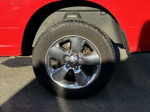 Used 2016 RAM 1500 Big Horn image 6